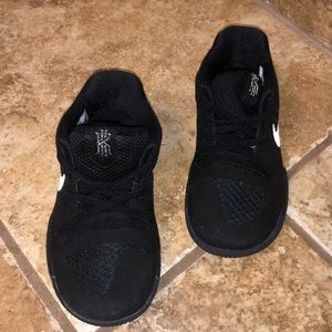 KYRIE 3 Toddler Boys Shoes
